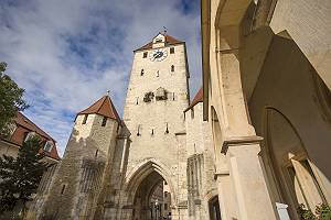 Ostentor der Weltkulturerbestadt Regensburg